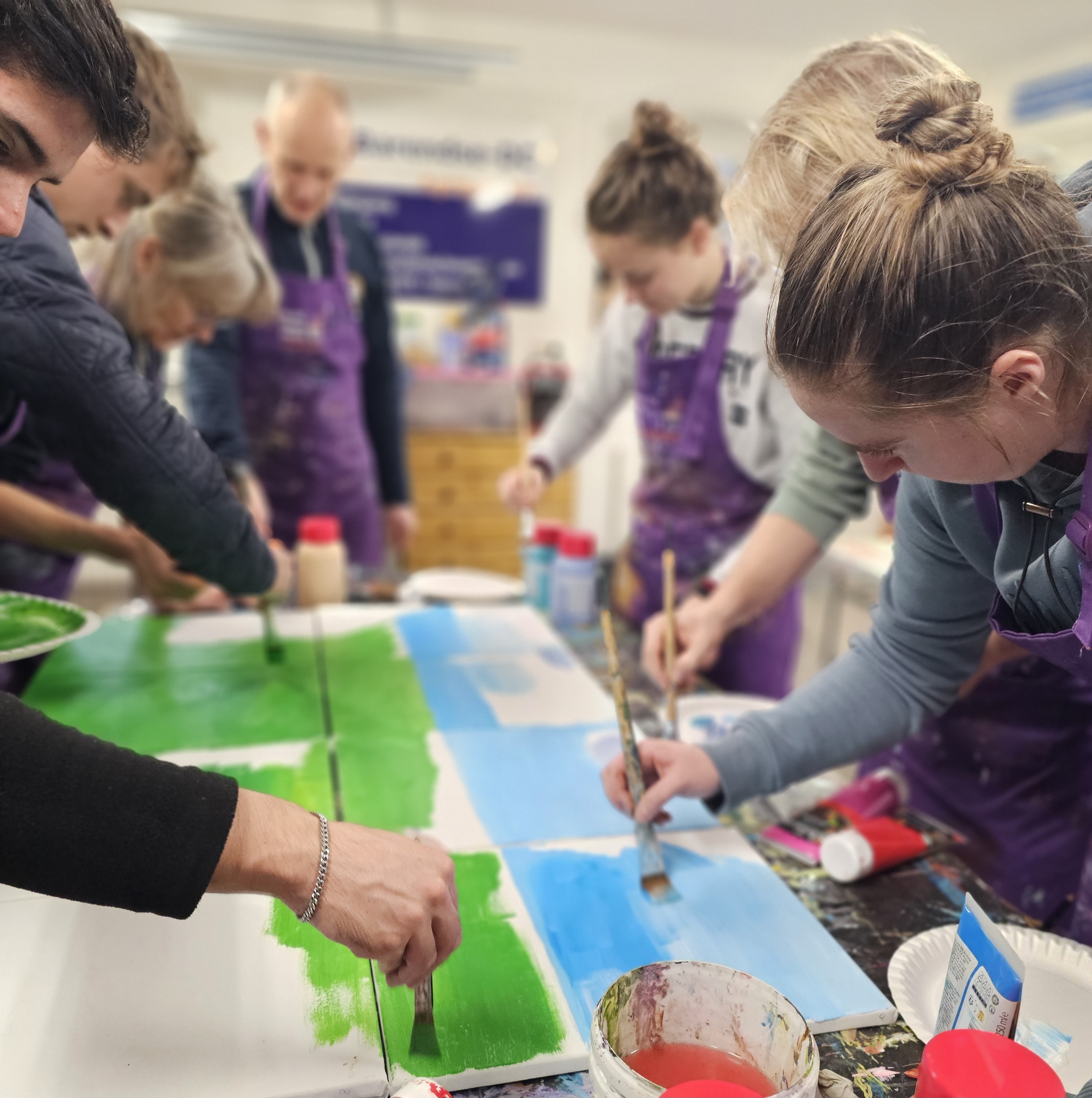 Paint it Big — Samen één groot kunstwerk maken bij In de Hoge Hoed